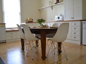 20 Hill Avenue - Sunshine Coast Tourism 0