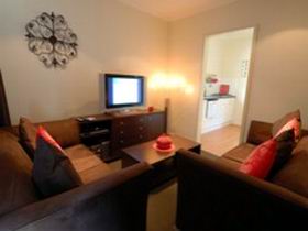 Angaston Mews Apartments - Sunshine Coast Tourism 1
