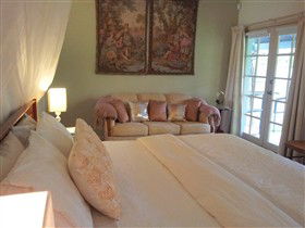 Away To Relax Massage Getaways At Welcome Springs B&B Retreat - Holiday Sunshine Coast 1