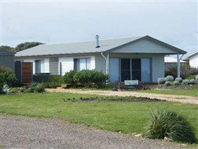 Meningie SA Sunshine Coast Tourism