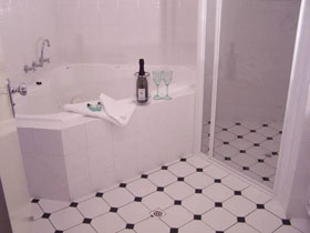 Georgie's Cottage - Sunshine Coast Tourism 3