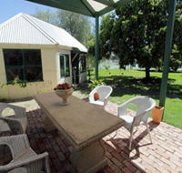 Peppercorns Bed and Breakfast - Sunshine Coast Tourism
