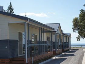 Port Vincent Caravan Park And Seaside Cabins - Sunshine Coast Tourism 0