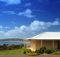 Seascape Lodge on Emu Bay - Sunshine Coast Tourism