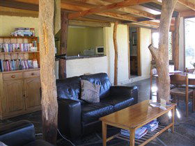 Southern Ocean Retreats - Goondooloo - Holiday Sunshine Coast 1