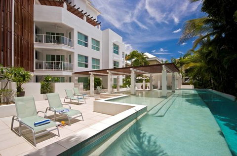 201 Lake Street - Sunshine Coast Tourism 1