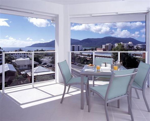 201 Lake Street - Sunshine Coast Tourism 2