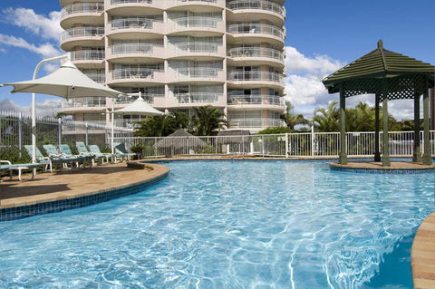2nd Avenue Beachside Apartments - Holiday Sunshine Coast 3