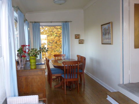 A Colourcity Apartments - Holiday Sunshine Coast 13