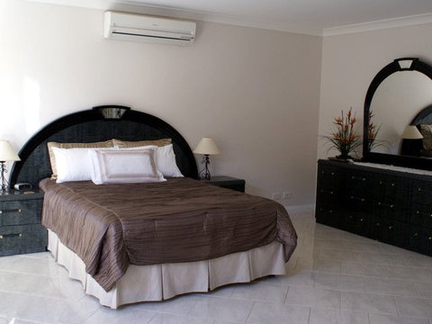 A Good Rest B&B - Holiday Sunshine Coast 0
