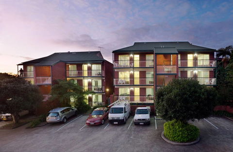 Aabon Holiday Apartments & Motel - Holiday Sunshine Coast 0