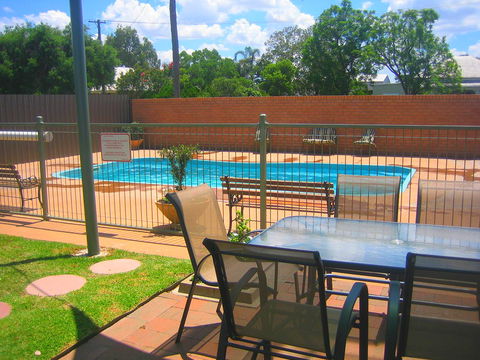 Aaron Inn Motel - Holiday Sunshine Coast 7