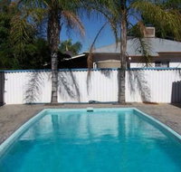 Abajaz Motor Inn - Sunshine Coast Tourism