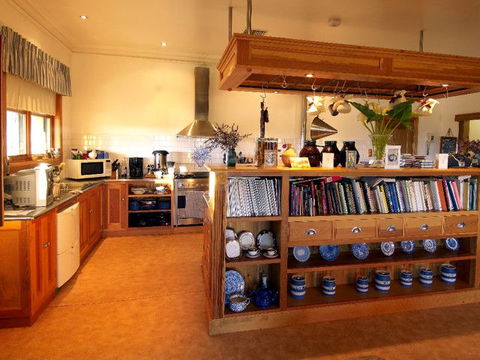 Abbotsford Country House - Holiday Sunshine Coast 3