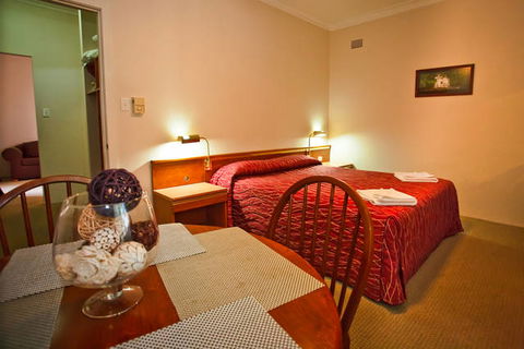 Abbotsleigh Motor Inn - Holiday Sunshine Coast 4