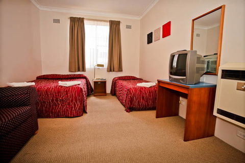 Abbotsleigh Motor Inn - Holiday Sunshine Coast 5