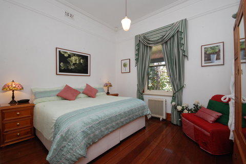 Above Bored Bed And Breakfast - Sunshine Coast Tourism 2