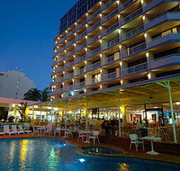 Acacia Court Hotel - Sunshine Coast Tourism