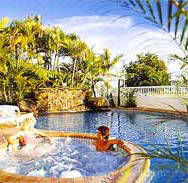 Acacia Court Hotel - Holiday Sunshine Coast 2