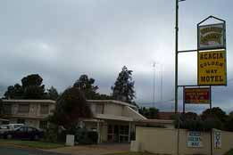 Acacia Golden Way Motel - Holiday Sunshine Coast 0