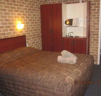 Acacia Motor Inn - Holiday Sunshine Coast