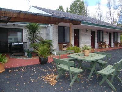 Acacia Motor Inn - Holiday Sunshine Coast 5