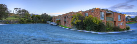 Acacia Snowy Motel - Holiday Sunshine Coast 4