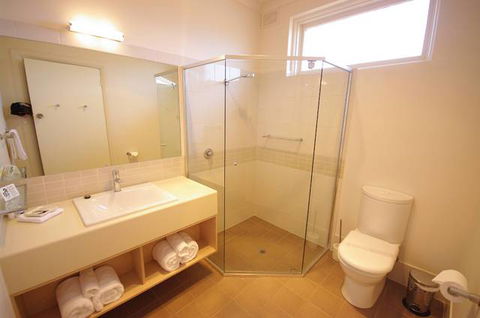 Adelaide Road Motor Lodge - Holiday Sunshine Coast 1