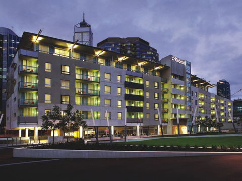 Adina Apartment Hotel Perth - Holiday Sunshine Coast 1