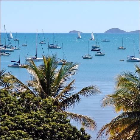 Airlie Beach Hotel - Holiday Sunshine Coast 3