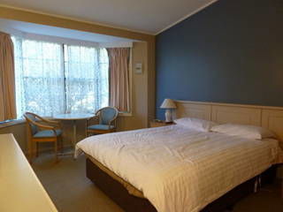 Airlie House Motor Inn - Holiday Sunshine Coast 0