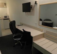 Alabaster Lodge Motor Inn - Sunshine Coast Tourism