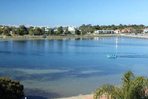 Albacore Apartments - Holiday Sunshine Coast 1