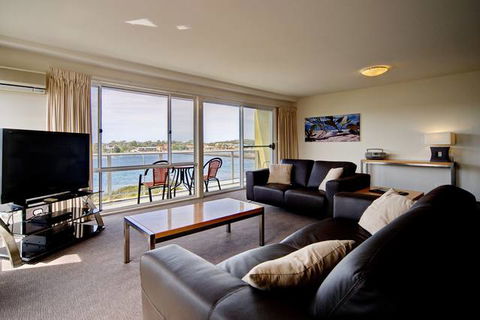 Albacore Apartments - Holiday Sunshine Coast 3