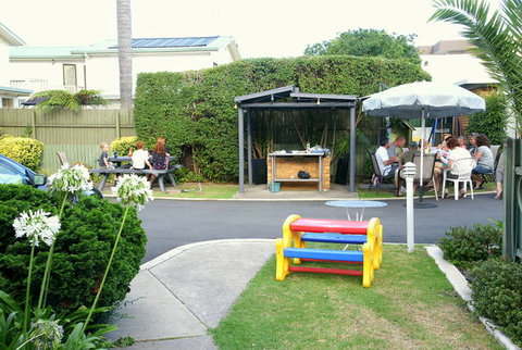 Albatross Holiday Units - Sunshine Coast Tourism 4