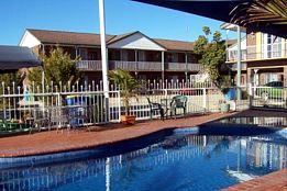 Albury Classic Motor Inn - Sunshine Coast Tourism 0