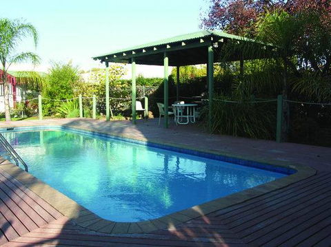 Albury Hume Inn Motel - Holiday Sunshine Coast 2