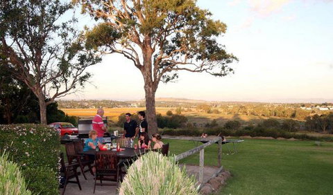 Alexander Motel & Peppercorn Restaurant - Sunshine Coast Tourism 6