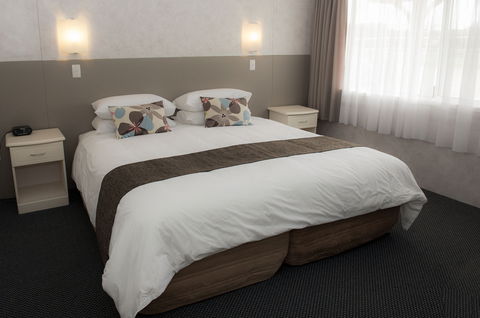 Aloha Apartments - Holiday Sunshine Coast 0