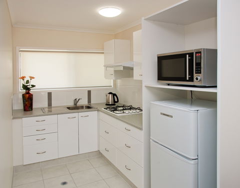 Aloha Apartments - Holiday Sunshine Coast 4