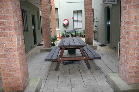 Alpine Heritage Motel - Holiday Sunshine Coast 1