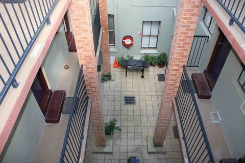 Alpine Heritage Motel - Holiday Sunshine Coast 2
