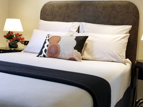 Alpine Lodges  - Sunshine Coast Tourism 1