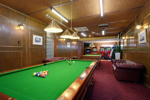 Alzburg Resort - Holiday Sunshine Coast 2