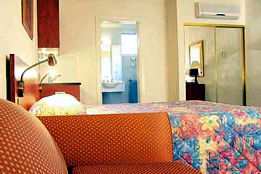 Amber Court Coonabarabran - Holiday Sunshine Coast 4