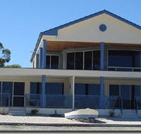 Ambience Apartments Coffin Bay - Sunshine Coast Tourism