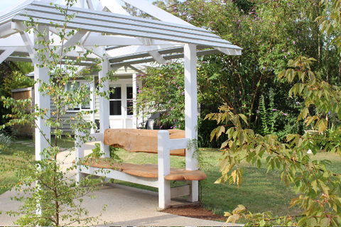 Amelina Cottages - Holiday Sunshine Coast 2