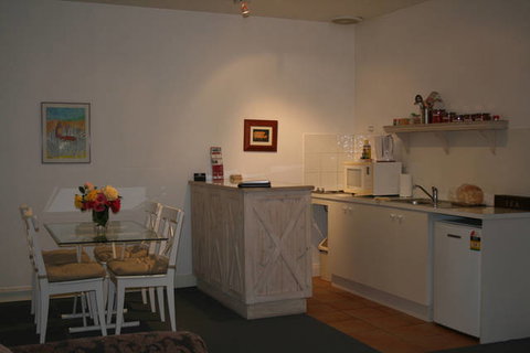 Amy's House - Sunshine Coast Tourism 3
