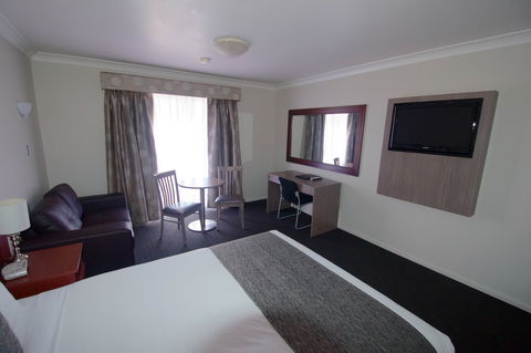 Ashby House Motor Inn - Holiday Sunshine Coast 2