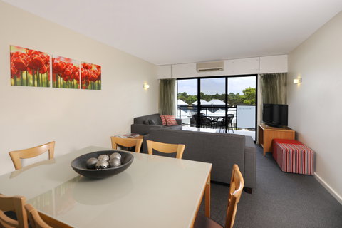 Assured Ascot Quays Apartment Hotel - Sunshine Coast Tourism 1
